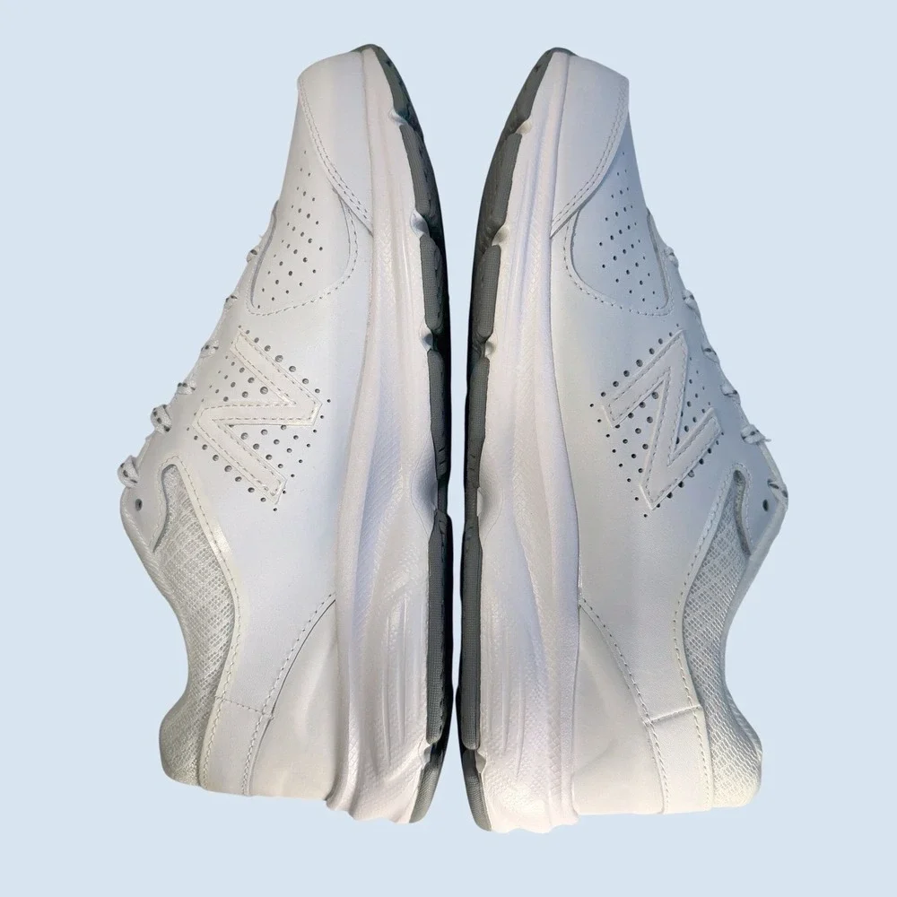 New Balance 411v1 White Leather Walking Shoes Sneakers Women Sz 8.5 NIB WW411WT2